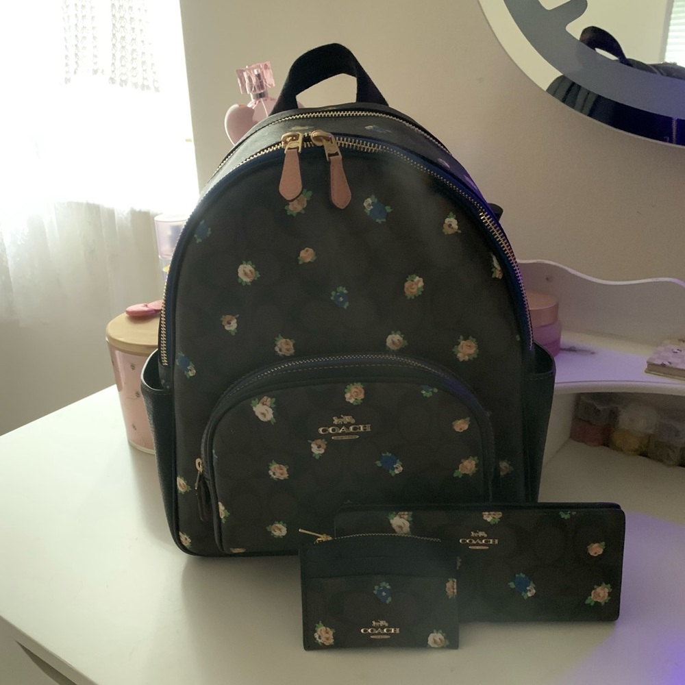 Coach C7276 Court Backpack, Wallet, Card sleeve in Vintage Mini Rose